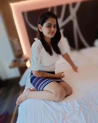 Escort Service In Chandrayangutta